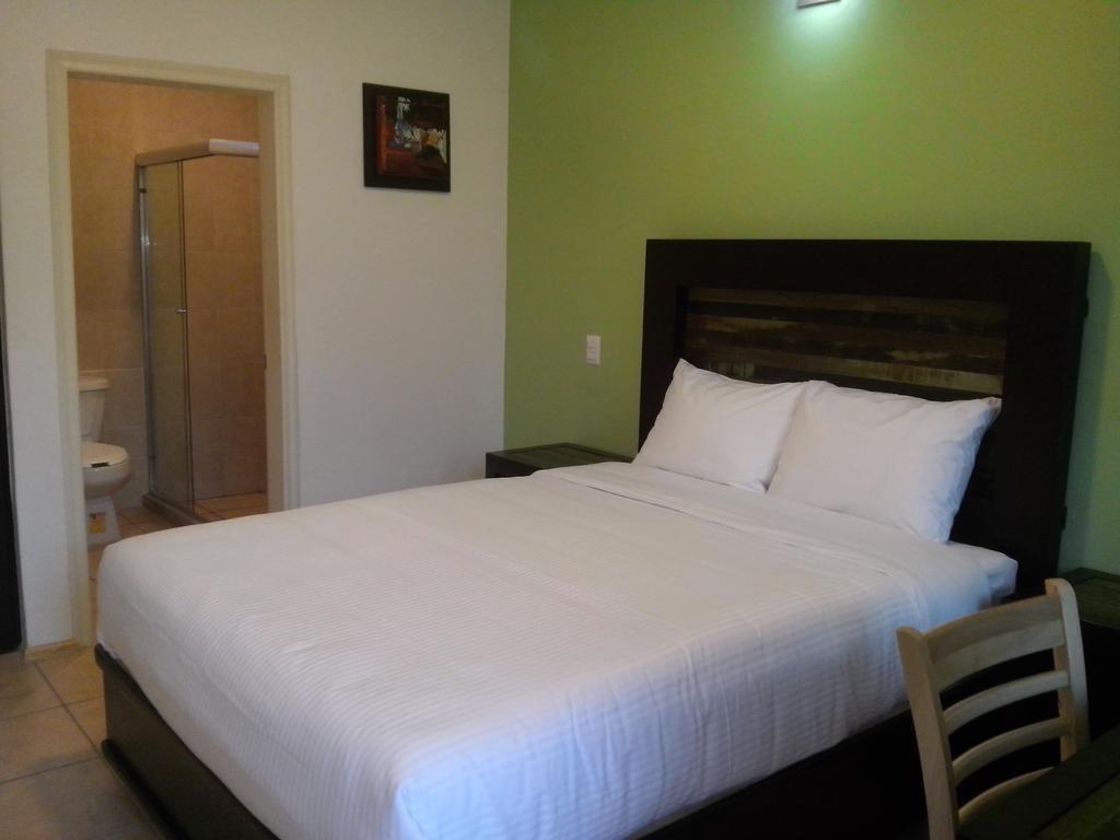 Happy Express Hotel 오아하카주 객실 사진